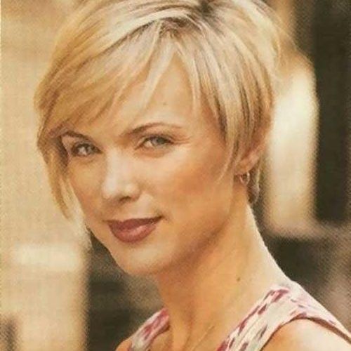 Short Hairstyles For Over 40S (Photo 11 of 15)