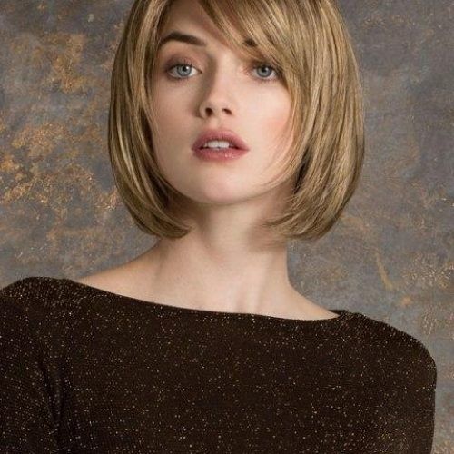 Short Hairstyles For Oval Face Thick Hair (Photo 6 of 20)