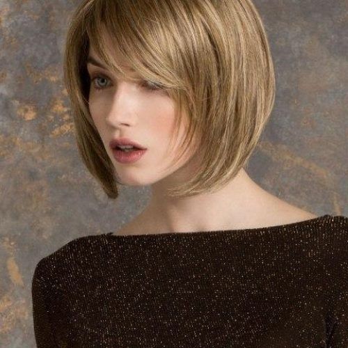 Short Hairstyles For Thick Hair Long Face (Photo 5 of 20)