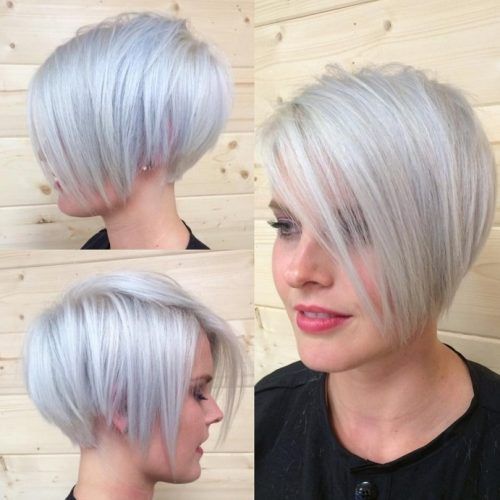 Side-Parted Silver Pixie-Bob Haircuts (Photo 6 of 15)