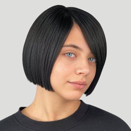 Side-Parted Blunt Bob Hairstyles (Photo 1 of 20)