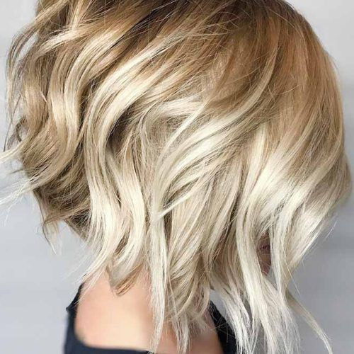 Messy, Wavy & Icy Blonde Bob Hairstyles (Photo 5 of 20)