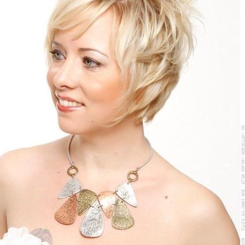 Short Haircuts That Cover Your Ears (Photo 18 of 20)
