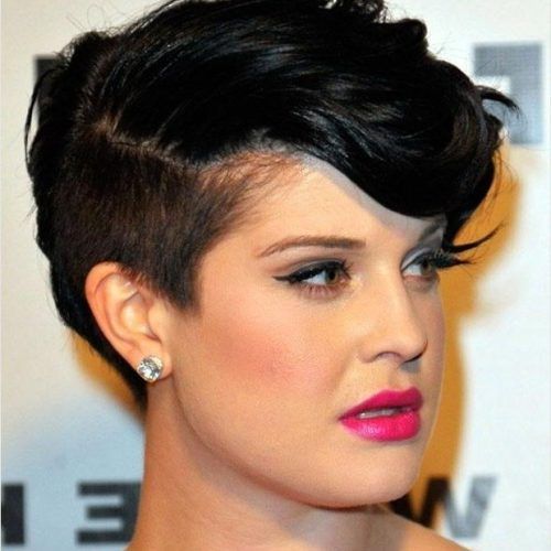 Short Hairstyles For Curvy Women (Photo 1 of 20)