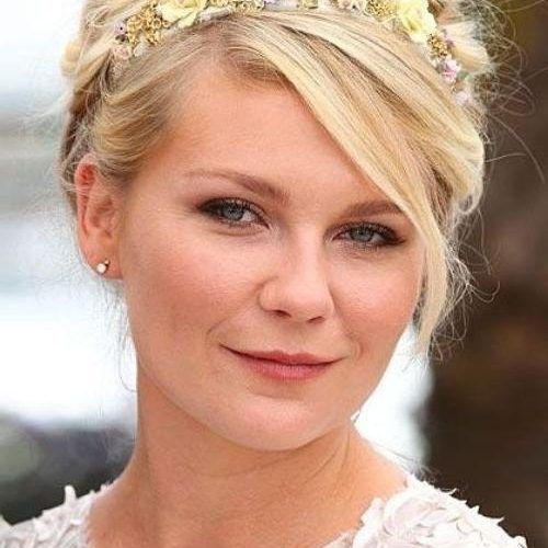 Short Hairstyles With Headbands (Photo 11 of 20)