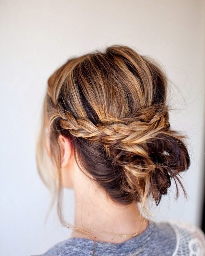2024 Latest Easy Updo Hairstyles for Medium Hair