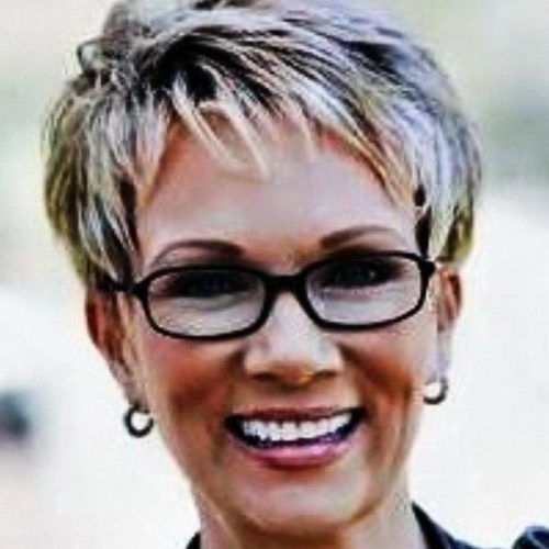 Short Haircuts For Women Who Wear Glasses (Photo 9 of 20)