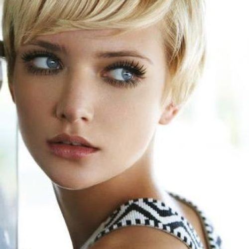 Short Haircuts For Women In 20S (Photo 12 of 20)