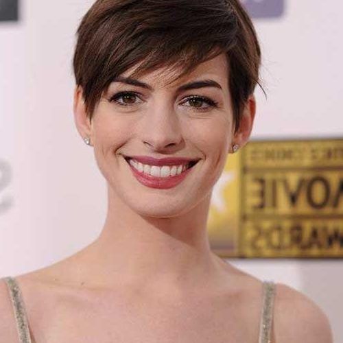 Anne Hathaway Short Haircuts (Photo 16 of 20)