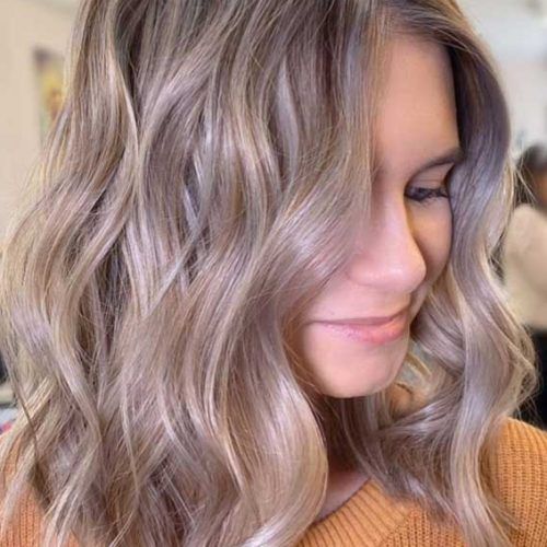Lob Haircuts With Ash Blonde Highlights (Photo 17 of 20)