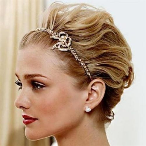 Prom Short Hairstyles (Photo 10 of 20)