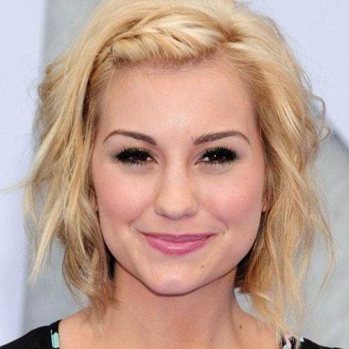 Short Hairstyles For A Square Face (Photo 9 of 20)