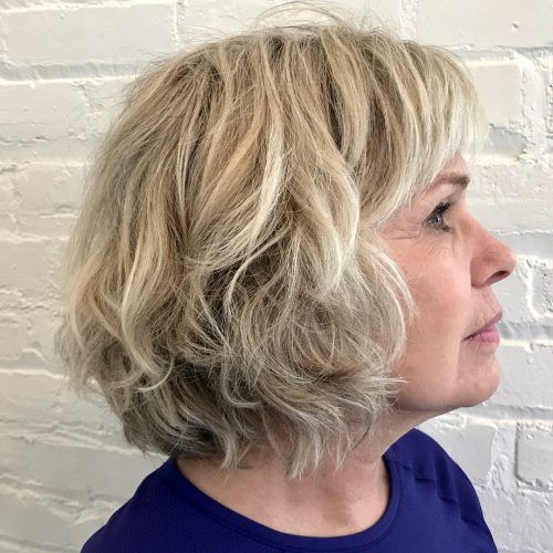Shag Hairstyles With Messy Wavy Bangs (Photo 15 of 20)
