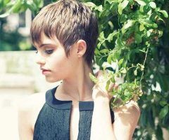 20 Inspirations Cropped Short Hairstyles