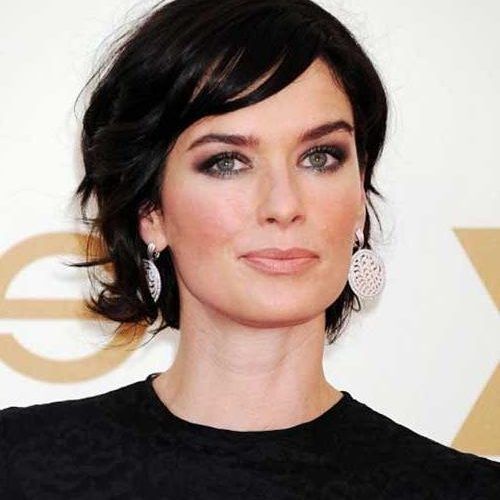 Short Hairstyles For Women In Their 40S (Photo 19 of 20)