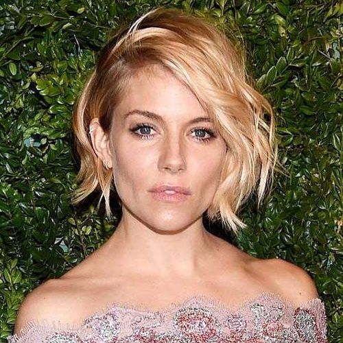 Short Hairstyles For Fine Frizzy Hair (Photo 3 of 15)