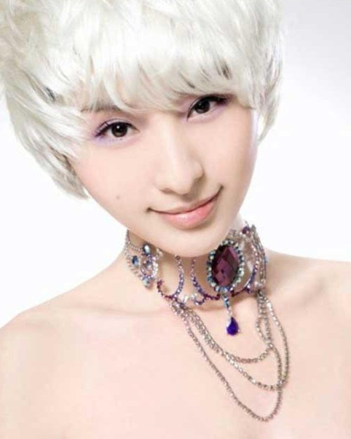 2024 Latest Cute Short White Hairstyles for Korean Girls