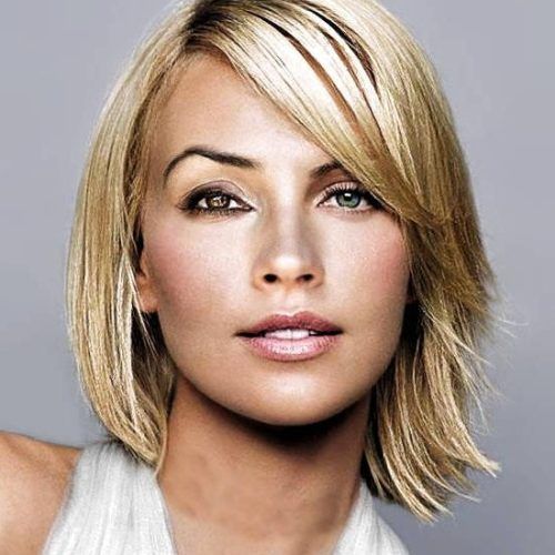 Short Medium Hairstyles For Round Faces (Photo 6 of 15)
