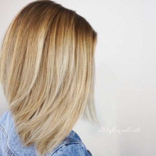 A-Line Blonde Wavy Lob Haircuts (Photo 12 of 20)