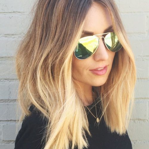 Blonde Lob Hairstyles With Middle Parting (Photo 11 of 20)