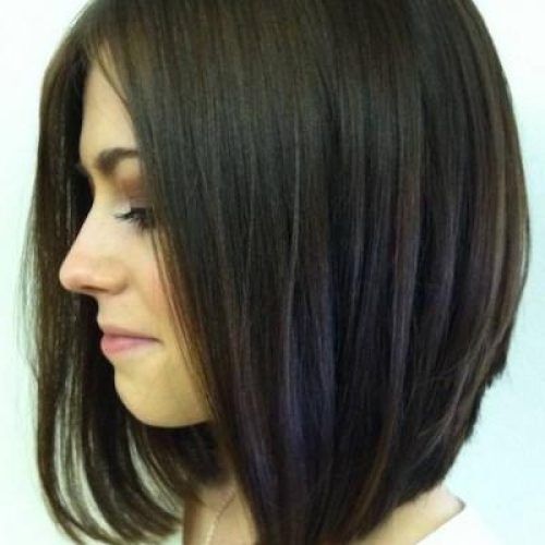 Classic Inverted Bob Hairstyles (Photo 12 of 15)