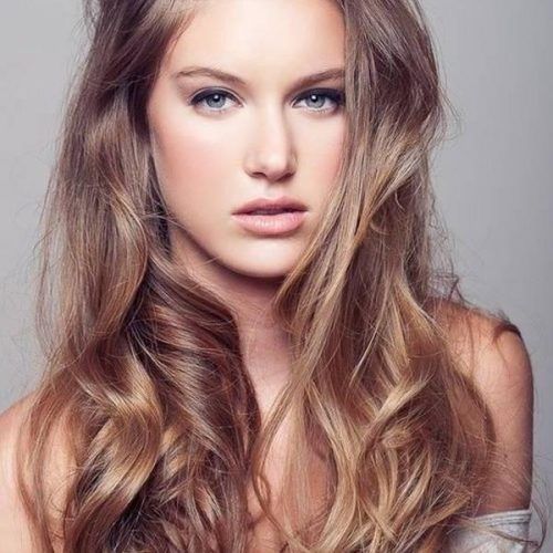 Long Hairstyle For Round Face Women (Photo 11 of 15)