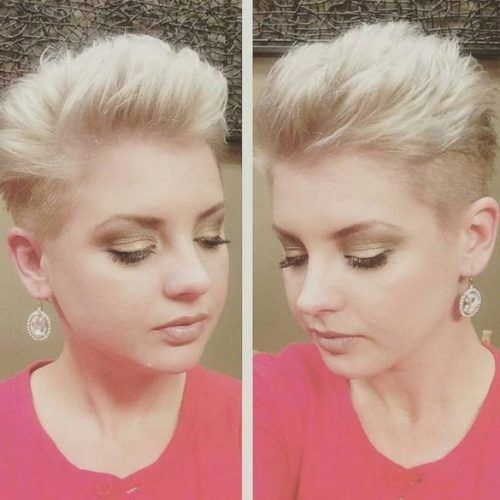 Round Face Pixie Haircuts (Photo 14 of 20)