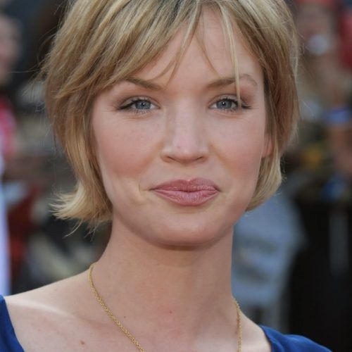 Shaggy Bob Hairstyles For Round Faces (Photo 15 of 15)