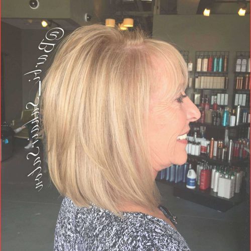 Short And Medium Layers Haircuts For Fine Hair (Photo 9 of 20)
