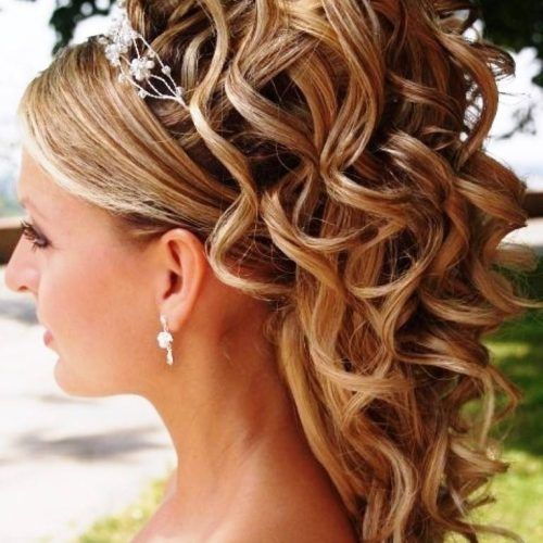 Shoulder Length Wedding Hairstyles (Photo 2 of 15)