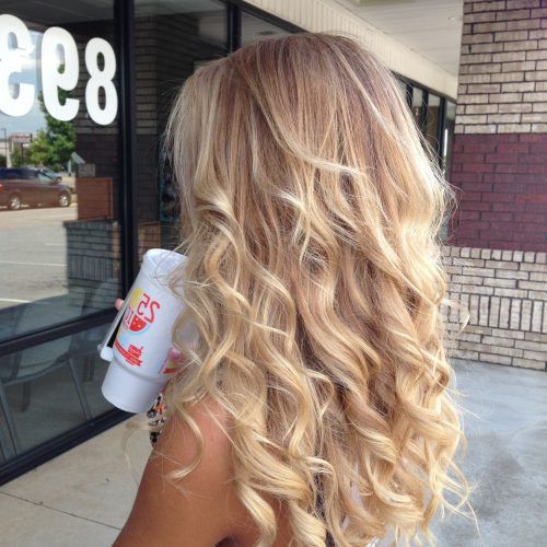 Soft Flaxen Blonde Curls Hairstyles (Photo 3 of 20)