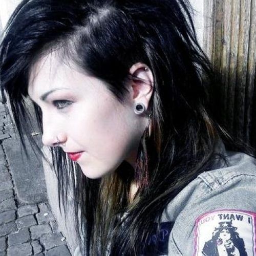 Undercut Long Hairstyles For Women (Photo 13 of 20)