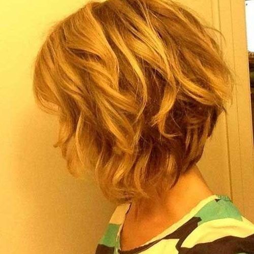 Wavy Inverted Bob Hairstyles (Photo 1 of 15)