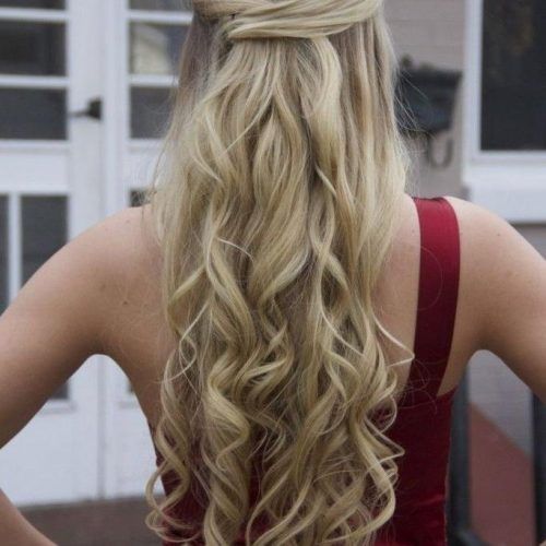 Curly Long Hairstyles For Prom (Photo 2 of 15)