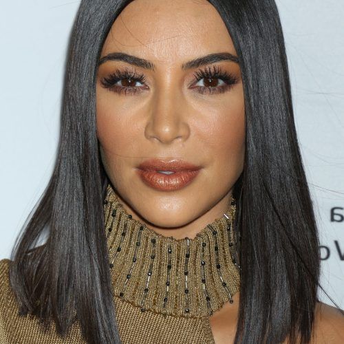 Kim Kardashian Medium Haircuts (Photo 9 of 20)