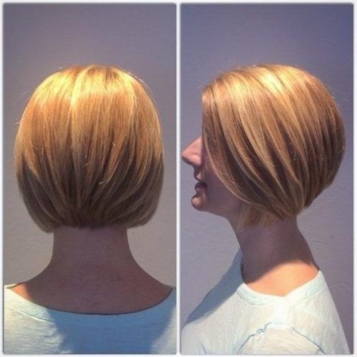 Classic Inverted Bob Hairstyles (Photo 14 of 15)