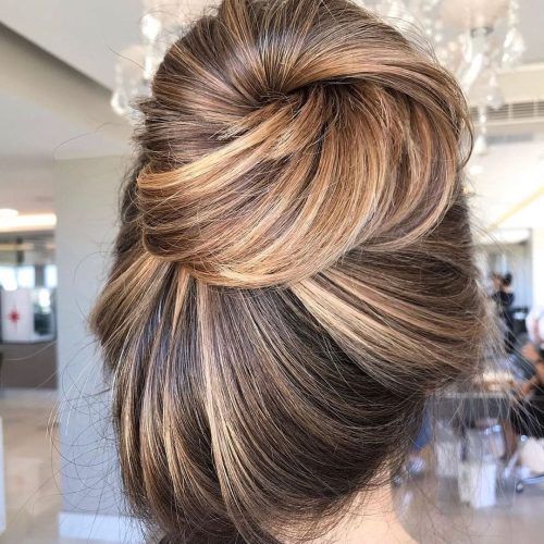 Messy Chignon With Highlights (Photo 6 of 15)