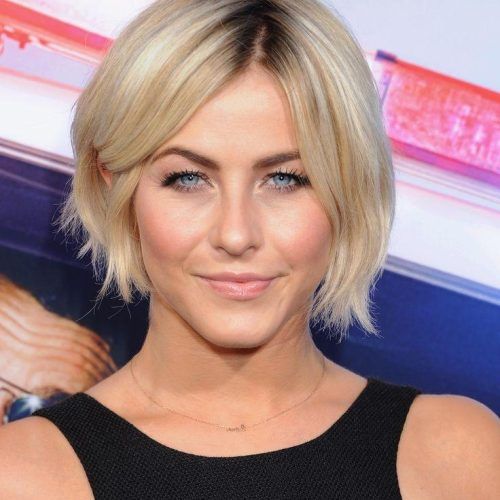 Julianne Hough Short Hairstyles (Photo 2 of 20)