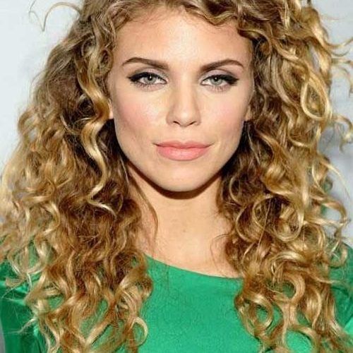Long Hairstyles Curly Hair (Photo 11 of 15)