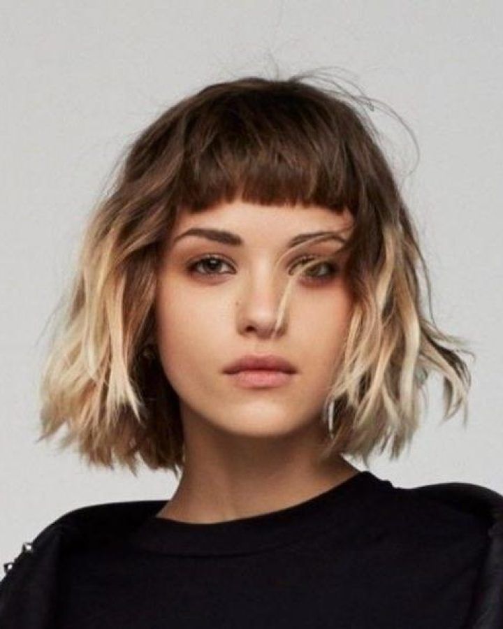 20 Photos Short Hairstyles with Bangs