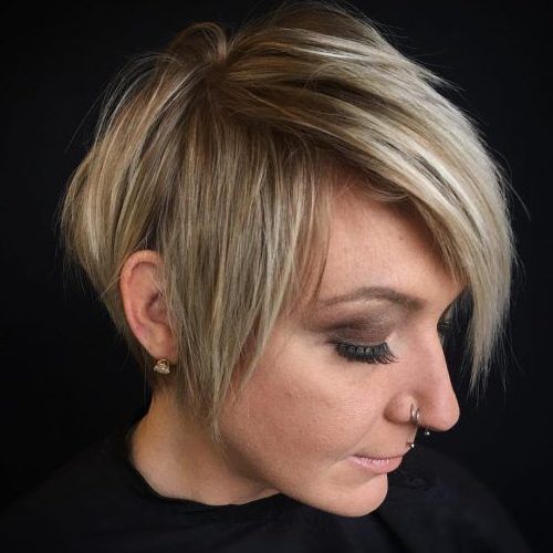 Pixie Haircuts With Shaggy Bangs (Photo 8 of 20)