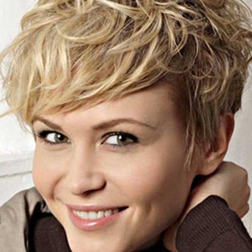 Pixie Haircuts For Wavy Hair (Photo 18 of 20)