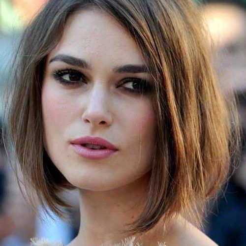 Short Hairstyles For An Oval Face (Photo 9 of 20)