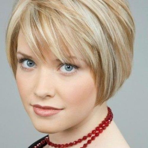Ladies Short Hairstyles With Fringe (Photo 12 of 20)
