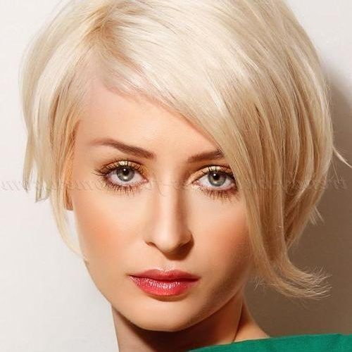 Ladies Short Hairstyles With Fringe (Photo 16 of 20)