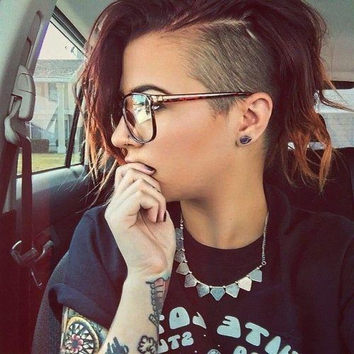 Short Hairstyles With Shaved Side (Photo 2 of 20)