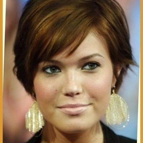 Short Hairstyles For Full Round Faces (Photo 6 of 20)