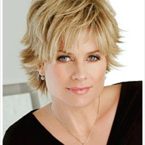 Short Hairstyles For Wide Faces (Photo 16 of 20)