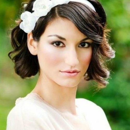 Brides Hairstyles For Short Hair (Photo 10 of 15)