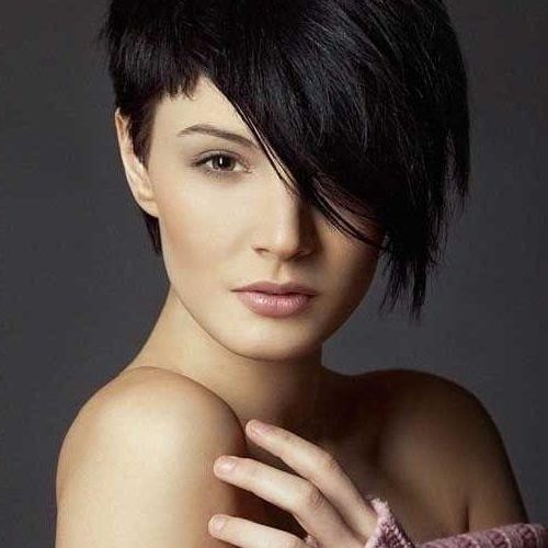 Pixie Haircuts For Long Face (Photo 10 of 20)